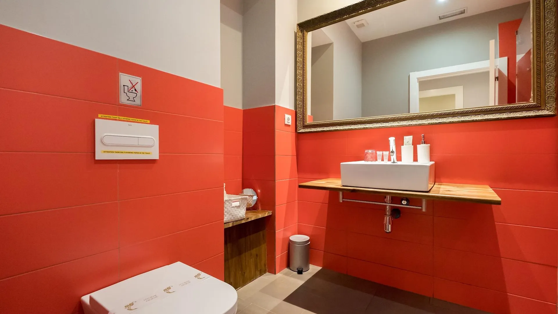 Violeta Boutique Hotel Barcelona 2*,  Spain